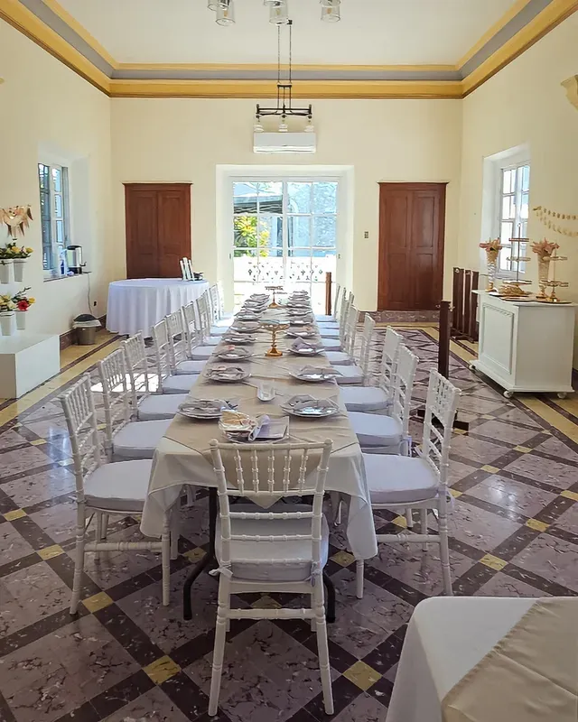 Salón de Eventos montado en formato banquete